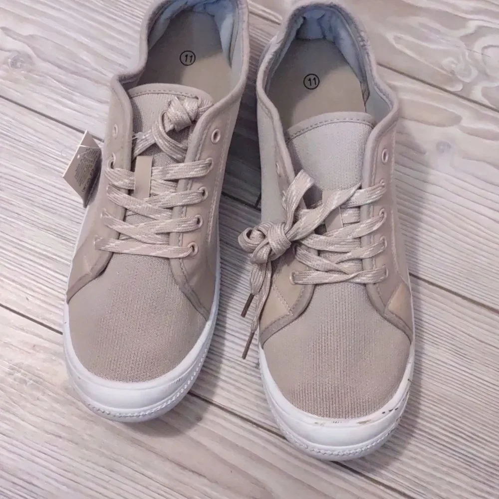 (44-2759)  Mysoft Womens Slip on Sneakers Walking Shoes Sz 11